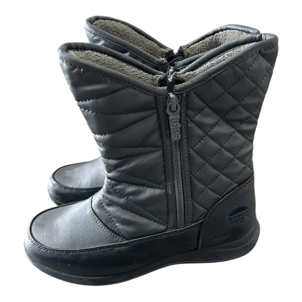 Totes Waterproof Insulated Quilted Black Grey‎ Zip Up Boot Sz 8